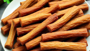 与更水瓶座的男生聊天,这些话题能打开话匣子